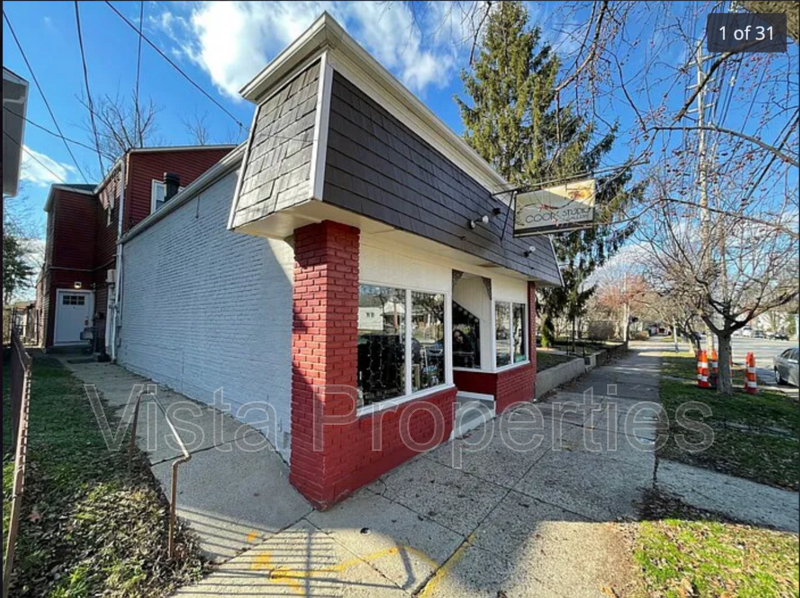 Request a Viewing for 1832 Frankfort Avenue, Apt 2 Tenant Turner